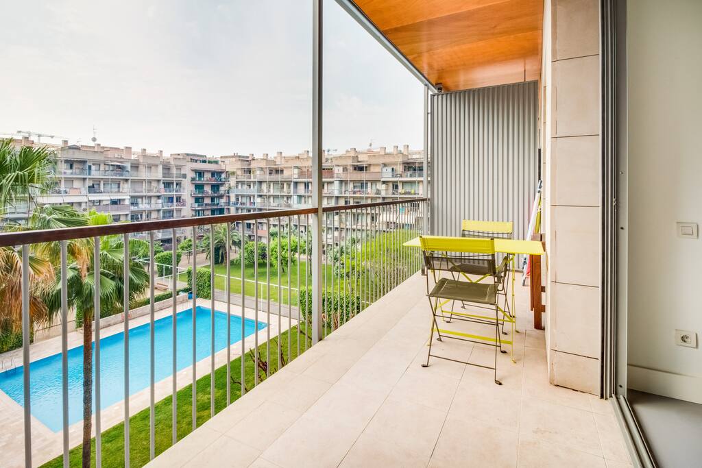 Great terrace and swimming pool