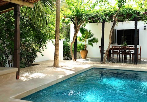Mwendawima Villa - Beach house with private chef