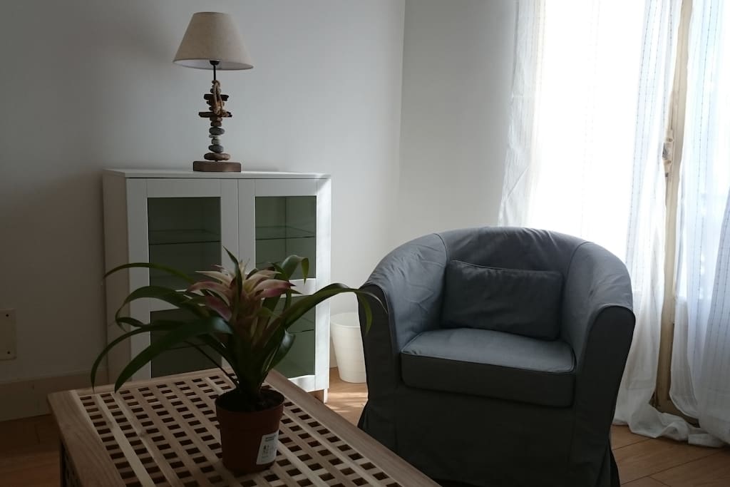 Lounge/third bedroom. French windows open onto balcony