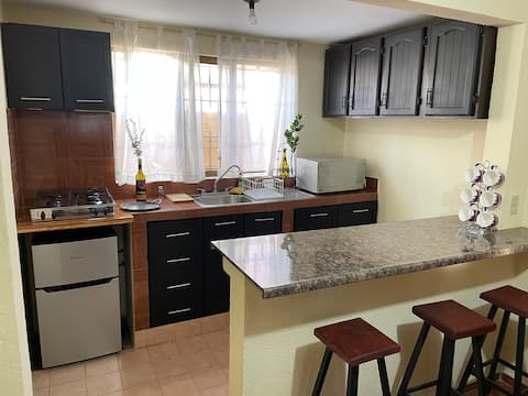 Nice house 2 bedrooms/garage/north Ags/Roku