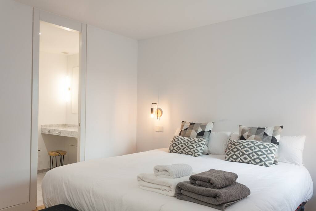 Ensuite bedroom #1