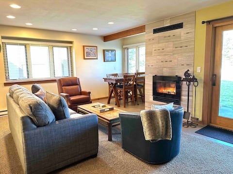 Top Airbnb: Beautiful Teton Views - Aspens Geranium Condo in Moose Wilson Road