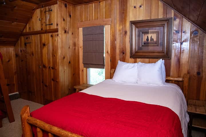Ranch House - Bedroom #5 - One Double Bed, One set of Bunk Beds - Upstairs
