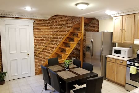 1200 sqft/ 2BR LOFT near JHU. FREE Parking.