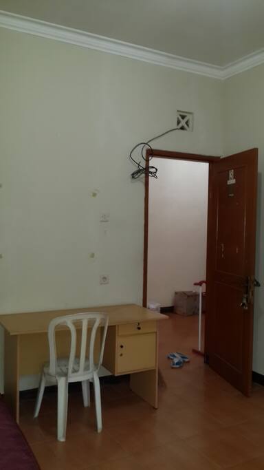 Kamar Tampak Depan