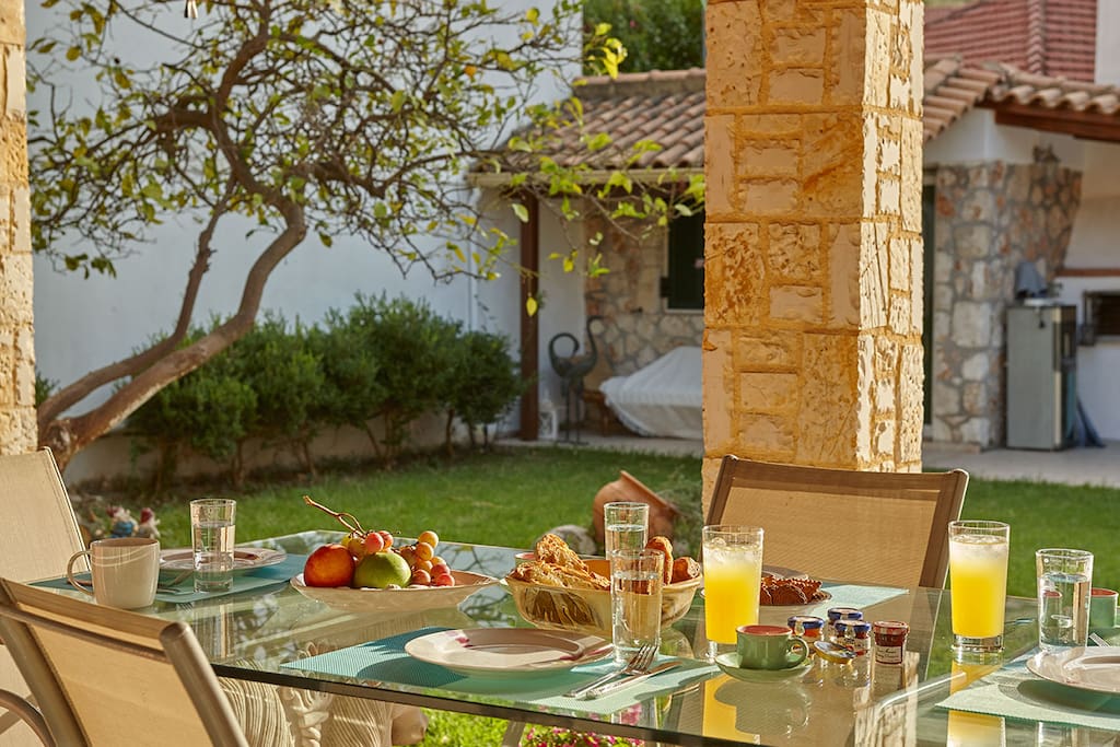 Enjoy a good breakfast outdoors
