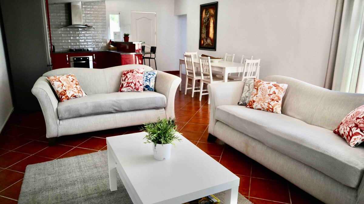 Propriété Airbnb réussie: Beautiful country house with hot tub! à Alhaurín El Grande