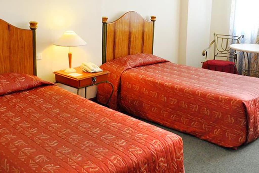or 2 single beds
