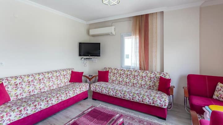 Süi̇t Müstaki̇l Havuzlu 4+2 Apart - Fethiye