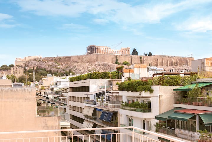 Penthouse with View of Acropolis