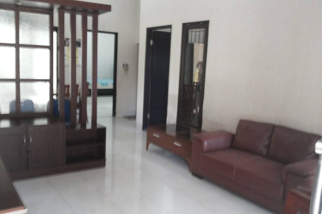 Ruang Tamu + sofa