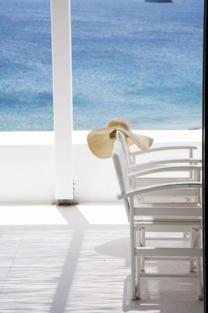 Luxury Villa Seafront - Antiparos