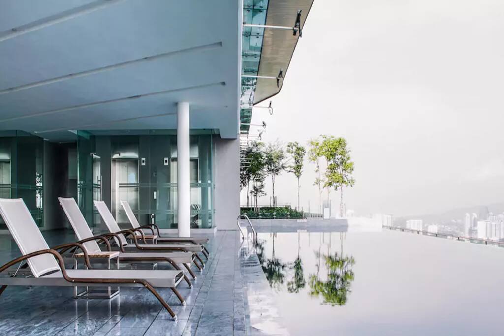 Infinity Pool