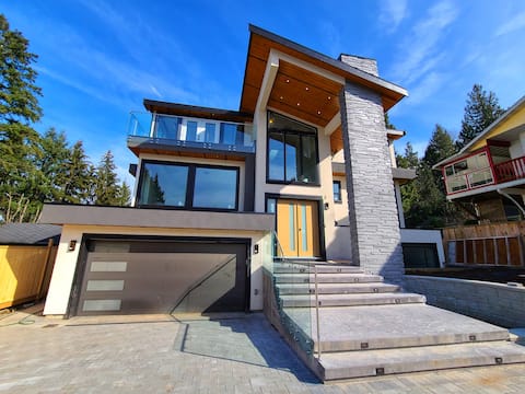 Top performing Airbnb: Entire 2-bedroom Suite with private entrance in Whalley