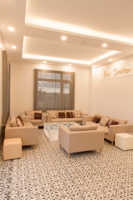 Spacious lounge