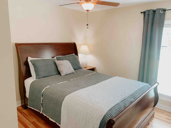 Cama tamaño queen