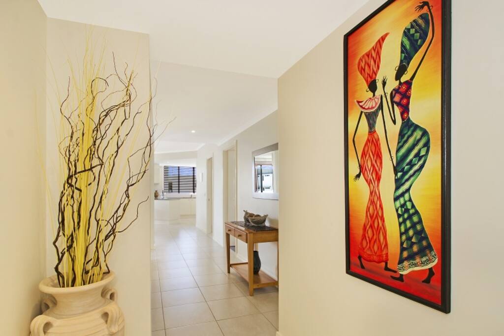 2 Bedroom Entrance