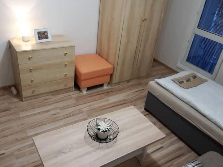 อพาร์ทเมนท์ *** LUČENEC