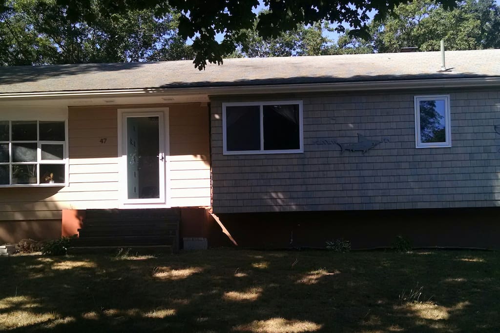 Front of 1965 Mid-century Modern Raised Ranch Home