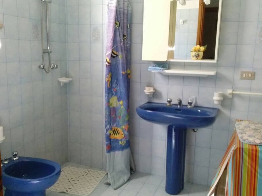 bagno abbastanza grande
