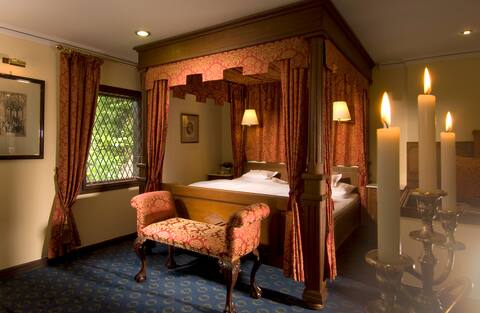 Wedding suite