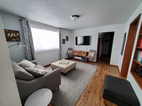 Lower Unit-Hawthorne Area-15 min walk 2 Dwtn Fargo