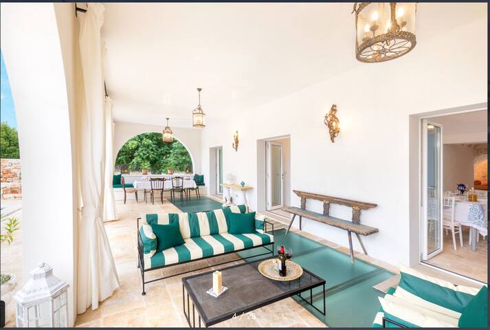 Trullo Jolly, near Ostuni with salt water pool. gallery image 3