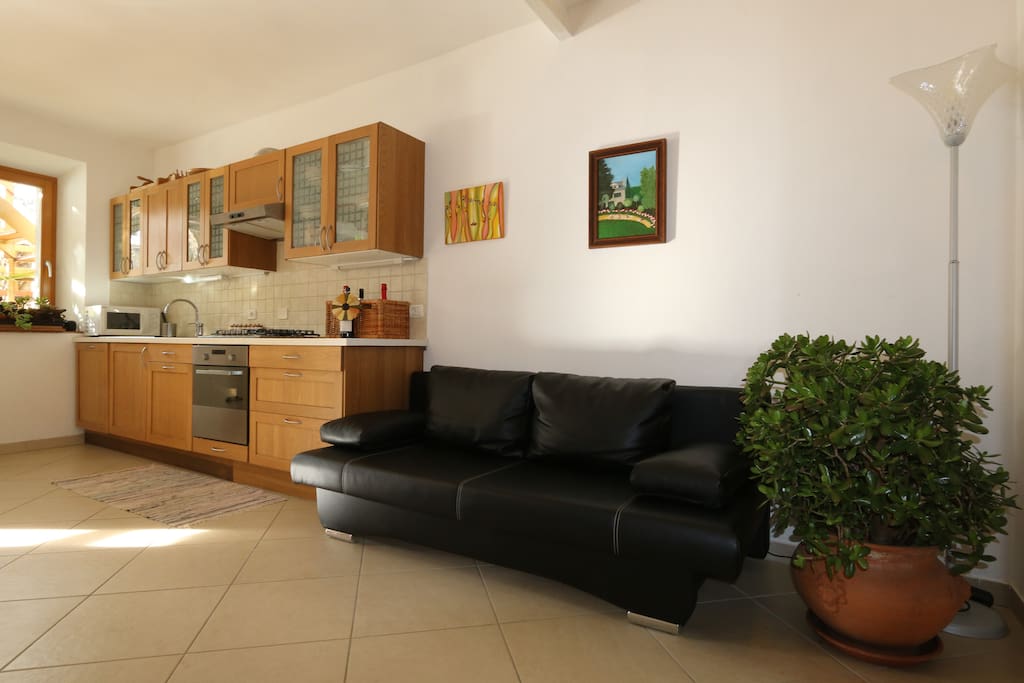 Wohnküche, Cucina abitabile, eat-in kitchen