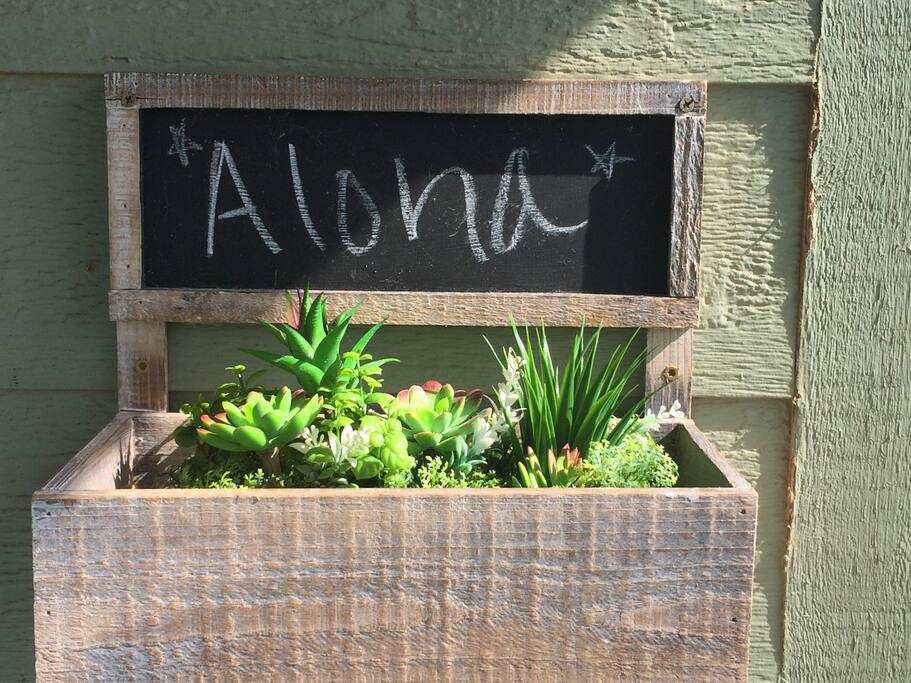 Always with Aloha ...