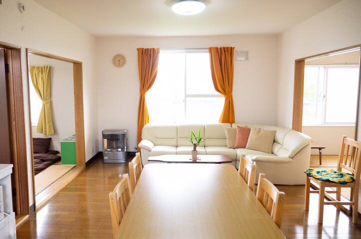 ゲストハウス チュプベース 1組貸切3ldkで安心 最大6名様 大自然の避暑地でごゆっくり 3 Bedrooms 1 Bathroom Apartment In Furano Japan