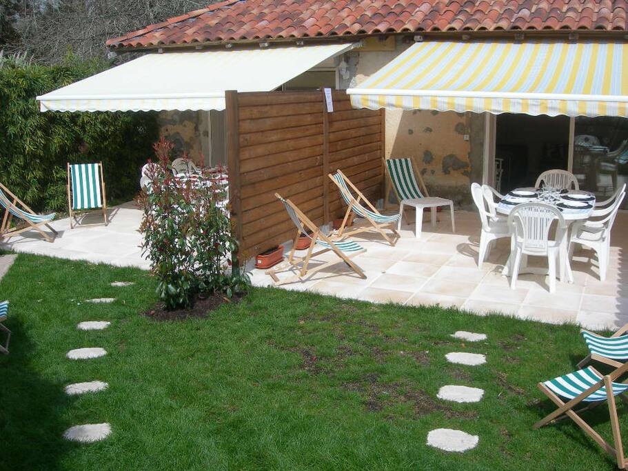 terrasse salon de jardin bain de soleil 2 planchas