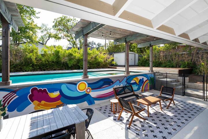 SoCo Oasis | Pool + Hot Tub | Heart of ATX gallery image 2