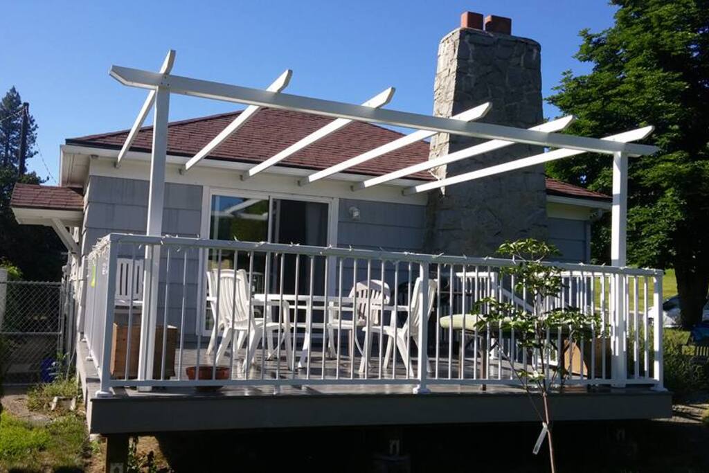 Spacious deck for enjoying the sunsets.