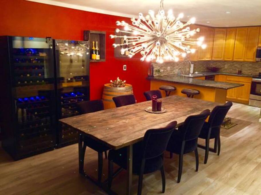 Dining room seats 10