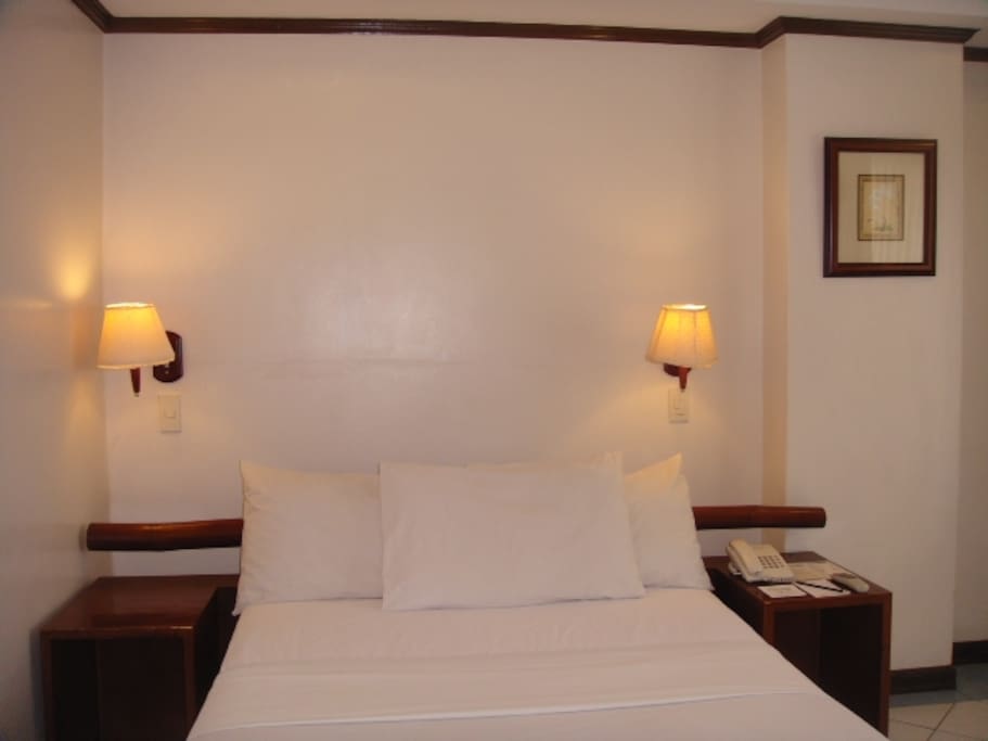 Queen bed