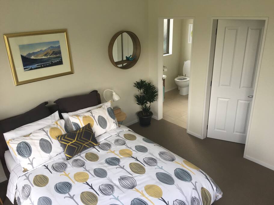 Ensuite and walk-in wardrobe