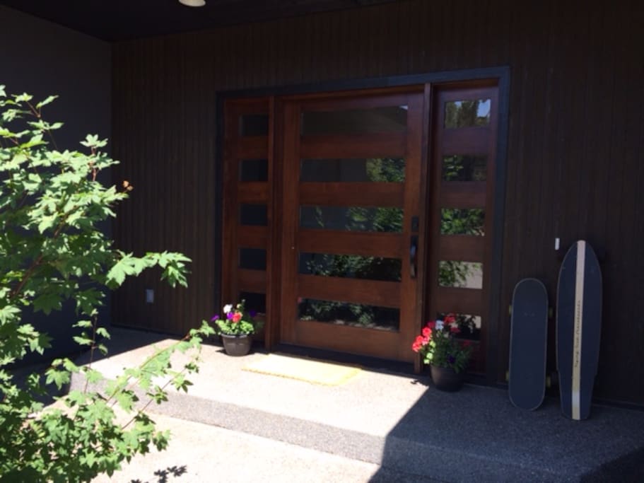 Welcome! This modern, light and bright home is just the retreat you need in Bend!