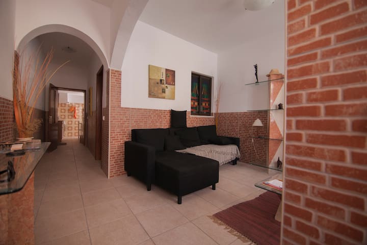 ALGARVE TYPICAL DOWNTOWN HOUSE