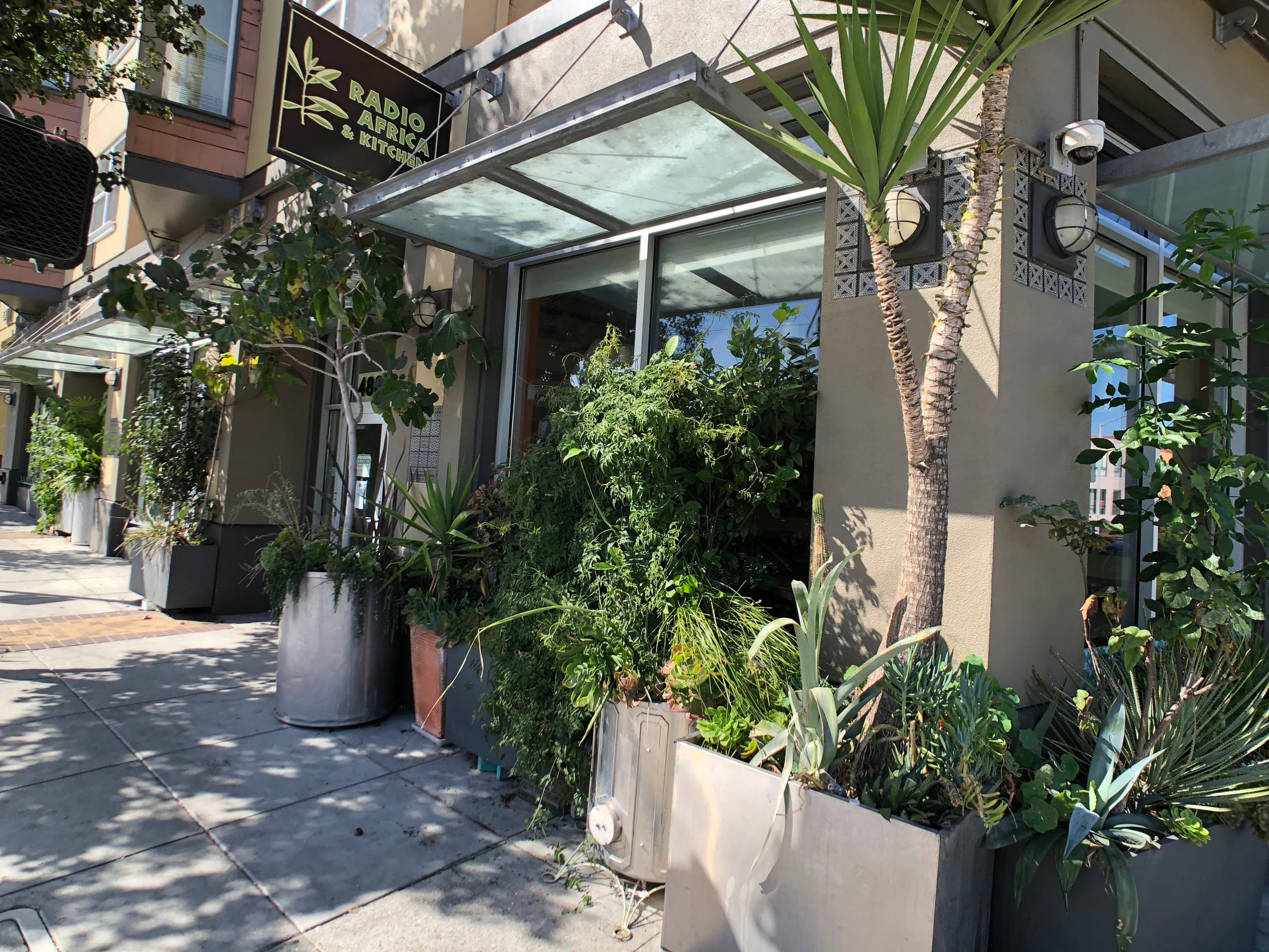 Home in San Francisco · ★4.9 · 3 bedrooms · 3 beds · 3 private baths - Image 77