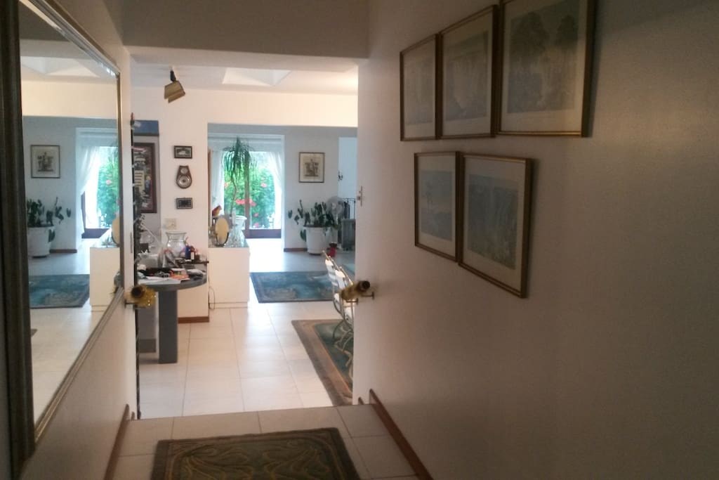 Entrance passage
