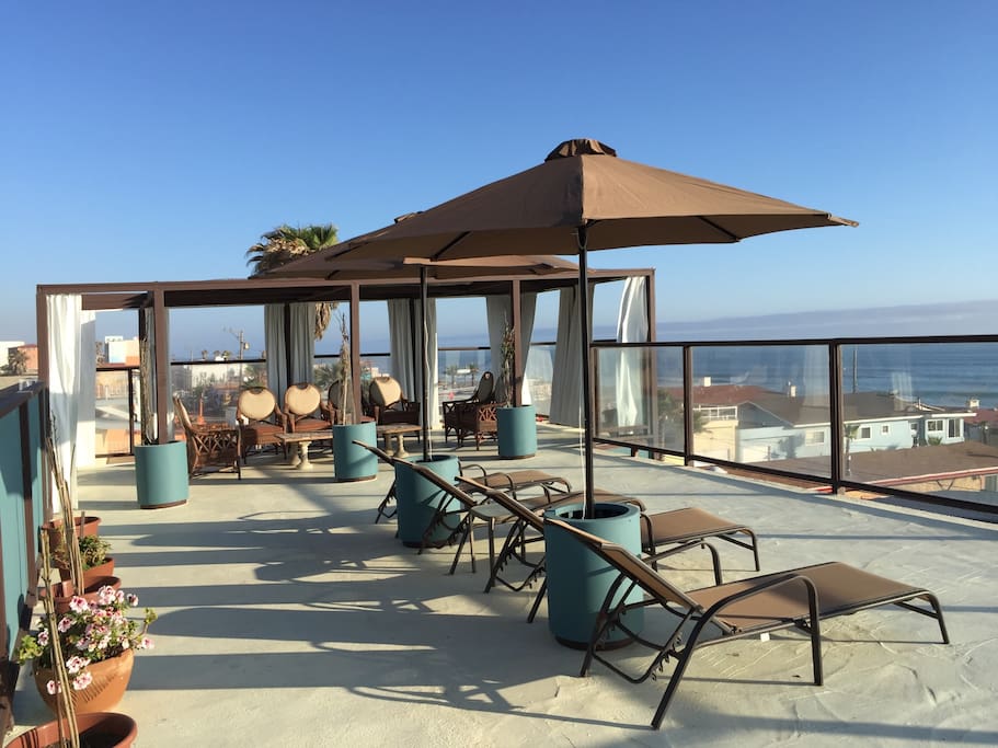 Terrace with 360o views. Ideal for sunbathing or just enjoying the views.