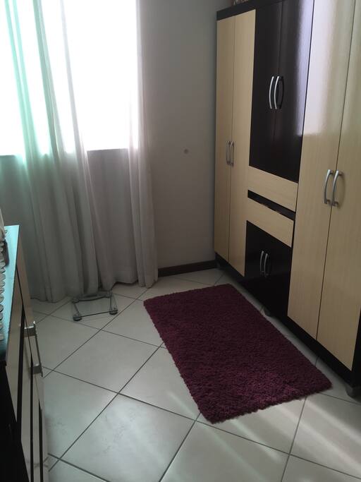 Quarto 2 (comporta colchão de casal)