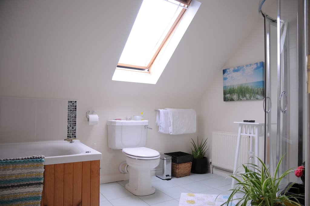 Main Bathroom,which may at times be shared.