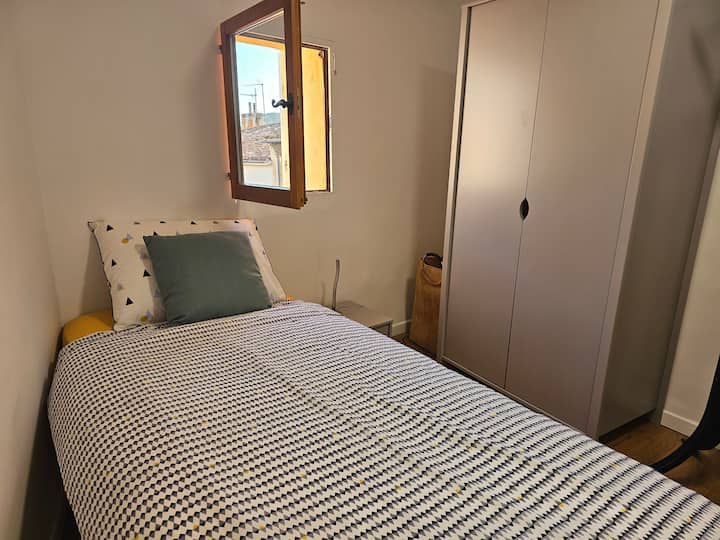 საძინებელი 1