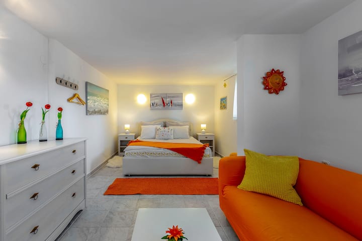 غرفة النوم 1