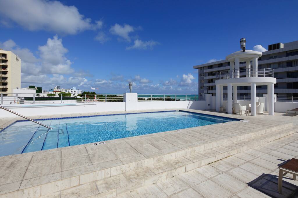 Rooftop Pool