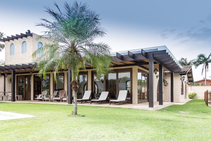Splendide Villa Sur Le Golf Et à 10min De La Plage - Guarujá