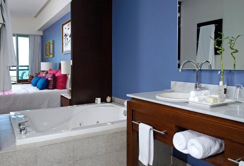 En Suite Bathroom