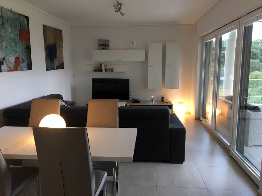 living room / dinning room