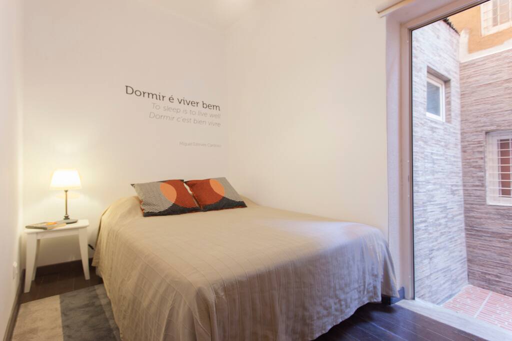 Bedroom with double bed